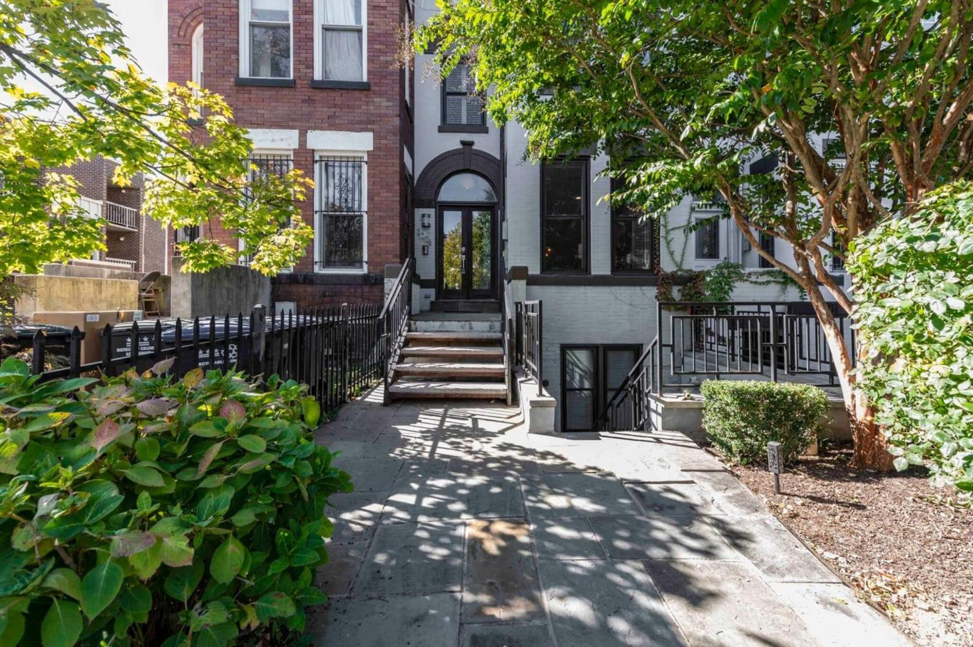 Luxe 2Bd2Ba Townhouse In Hip Area - Near Metro Apartment Washington Bagian luar foto