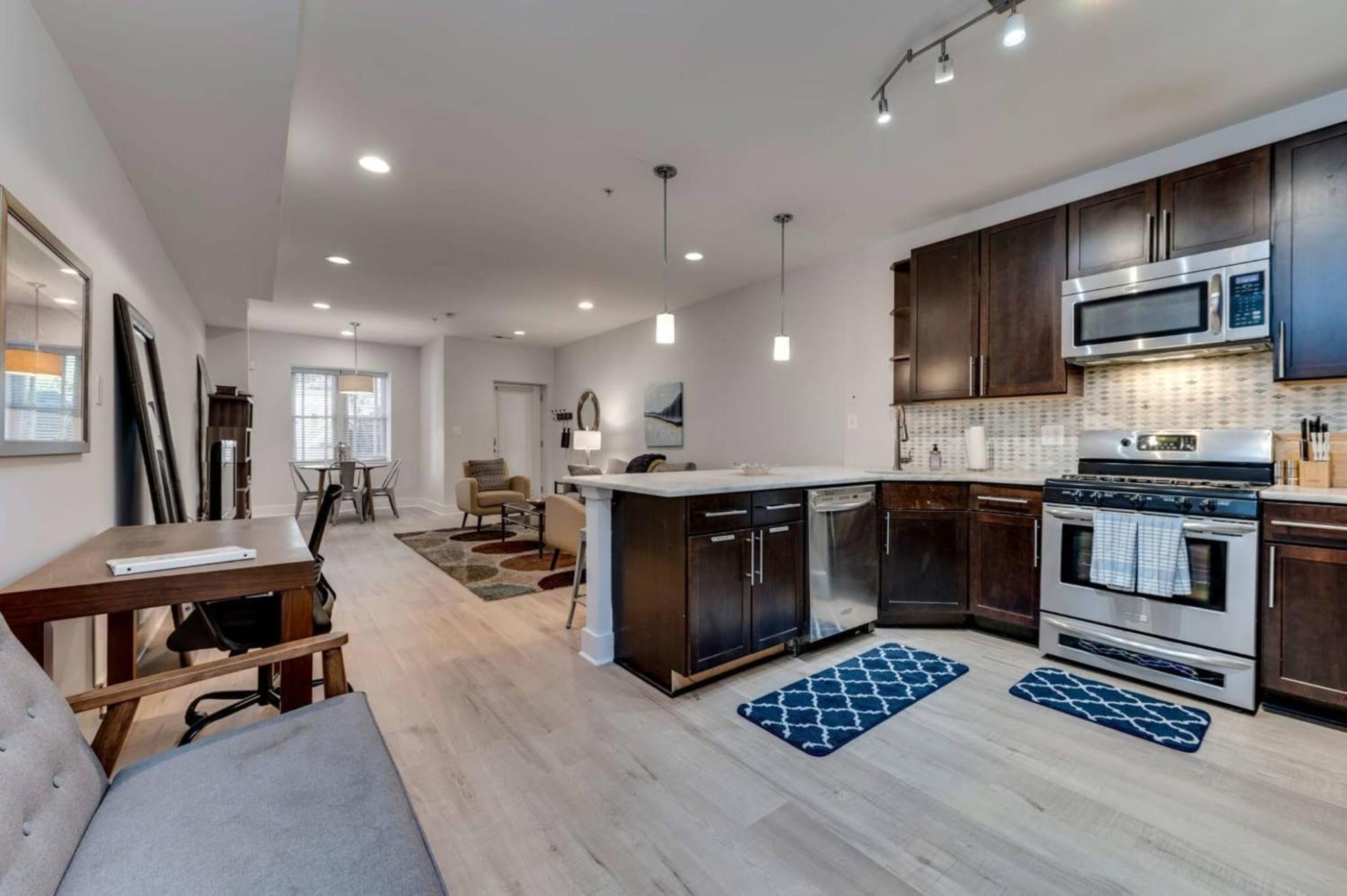 Luxe 2Bd2Ba Townhouse In Hip Area - Near Metro Apartment Washington Bagian luar foto
