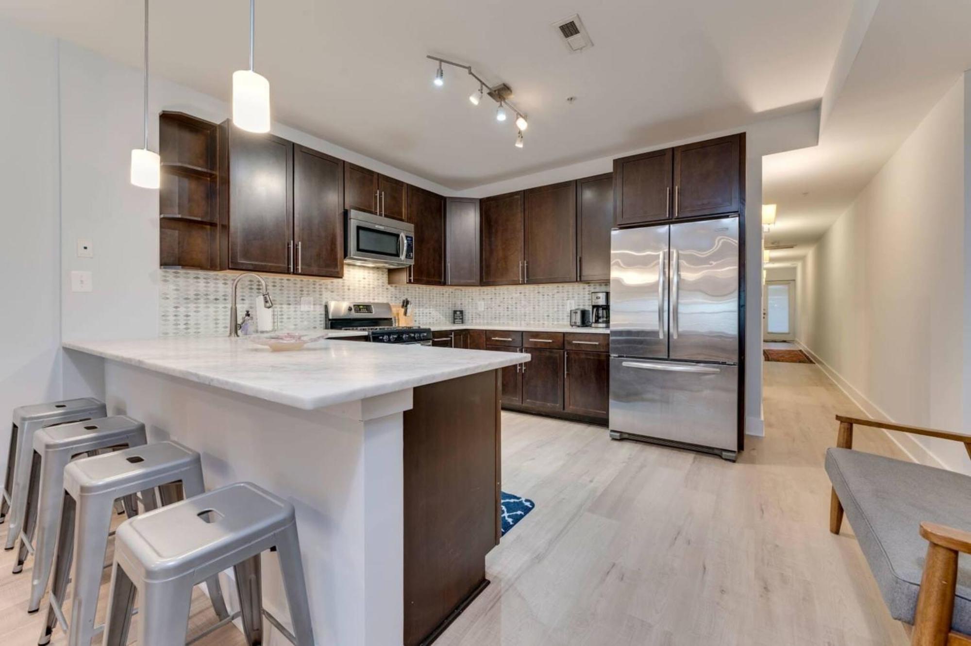 Luxe 2Bd2Ba Townhouse In Hip Area - Near Metro Apartment Washington Bagian luar foto